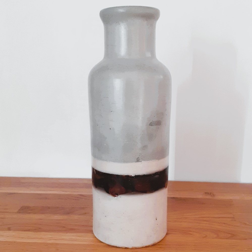 Vase 4