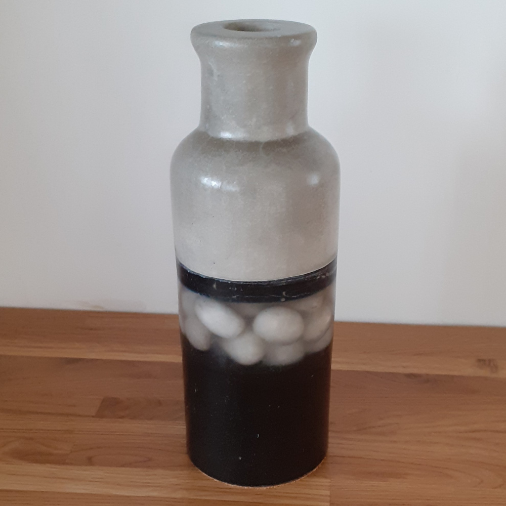 Vase 1
